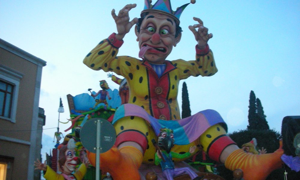 Carnevale adriese by night-Carro allegorico