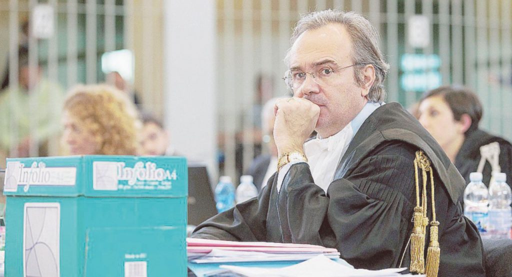 La mafia: Luca Tescaroli racconta a che punto siamo