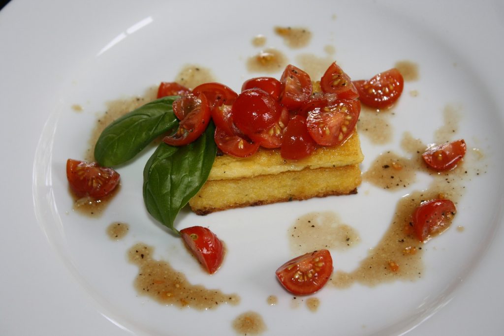 Polenta e pomodorini. jpg