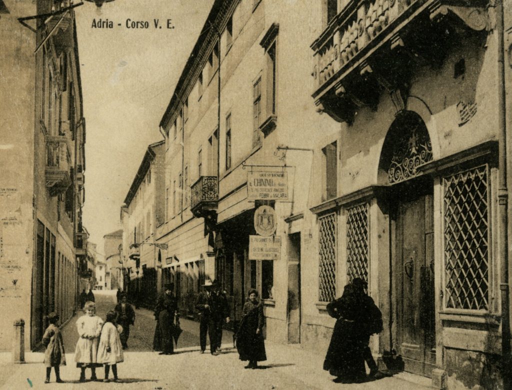 Palazzo Tassoni