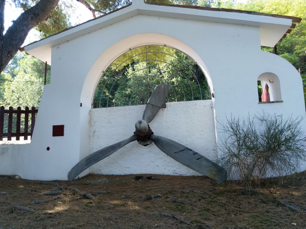 Lelica Del B24