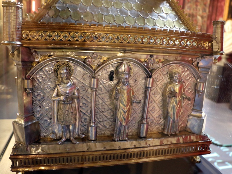5bc0a9e660019 5bc0a9e66001corafo Aostano, Cassa Reliquiario Della Mandibola Di San Grato, 1450 Circa (aosta, Collegiata Dei Ss. Pietro E Orso) 05,2.jpg
