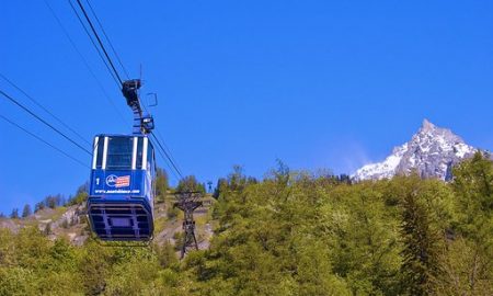 Funivia in movimento In Valle d'Aosta