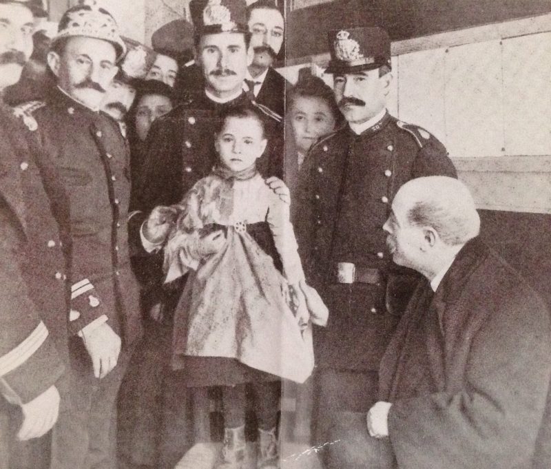 Enriqueta Martí - Foto di Teresita con il sindaco