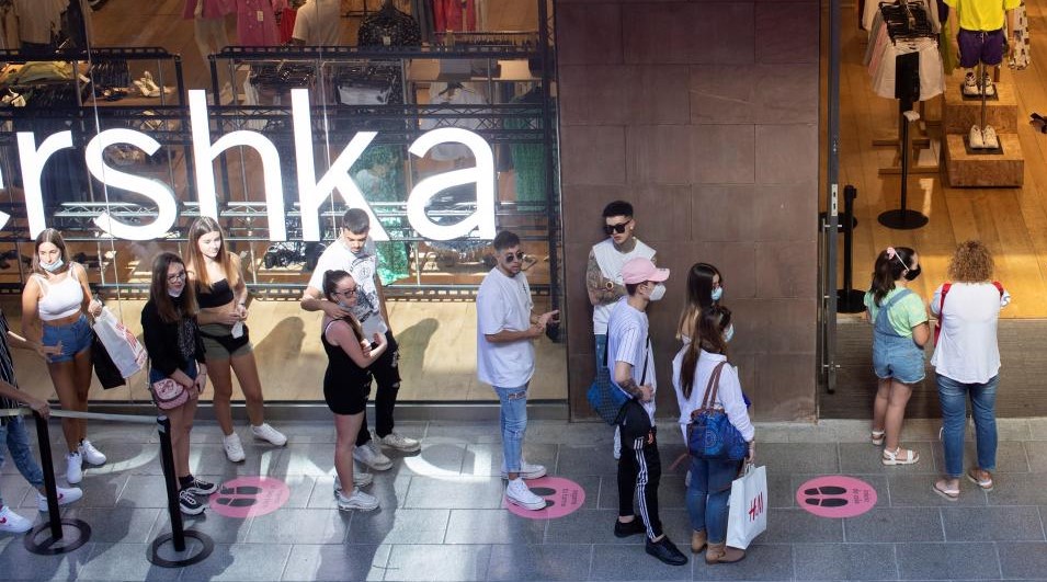 capitale catalana-Negozio Bershka