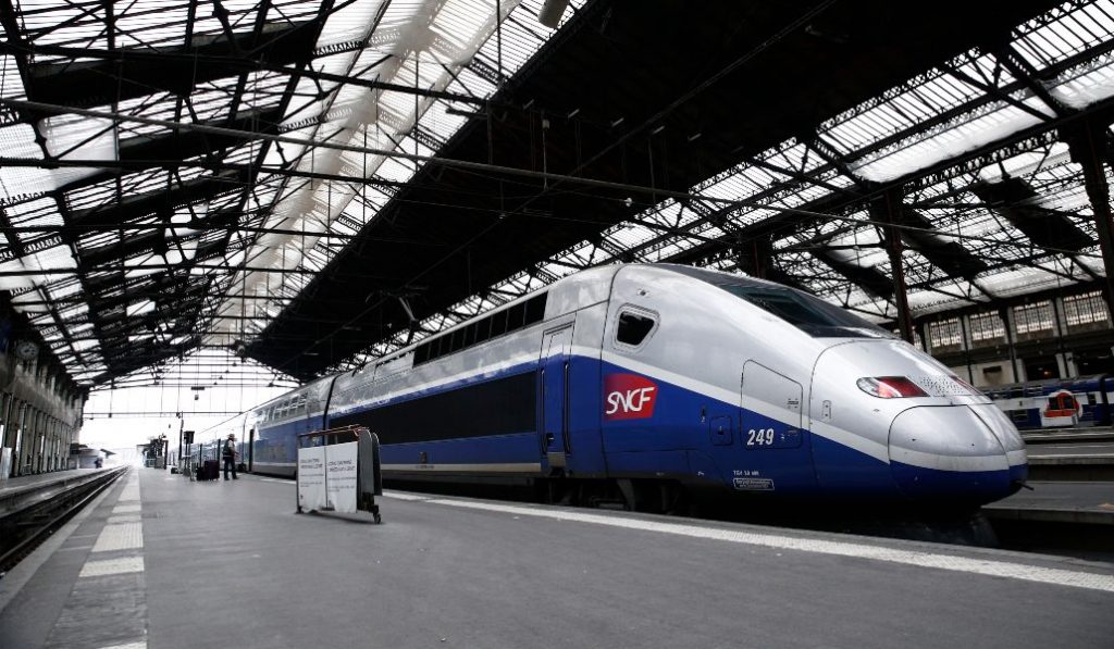 Il nuovo treno ad alta velocità low-cost che connetterà Madrid a Barcellona