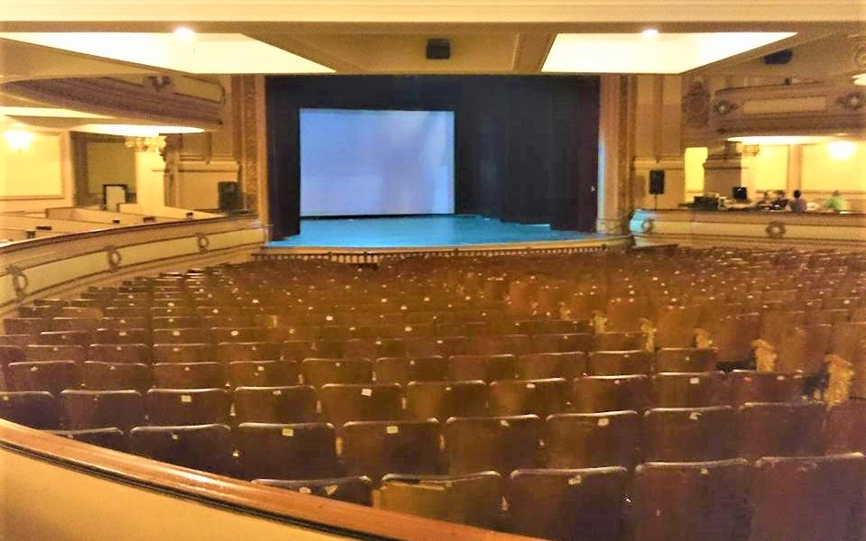 Sala del Teatro Coliseo di Lomas de Zamora.