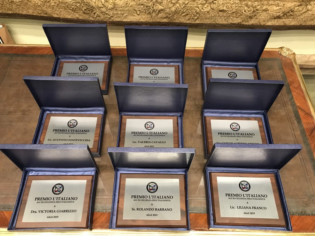 Premios A La Excelencia De La Italianidad - Premios A La Excelencia De La Italianidad
