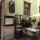 Pasaje del Correo - Un restaurante para relajarse y disfrutar de un buen plato argento.