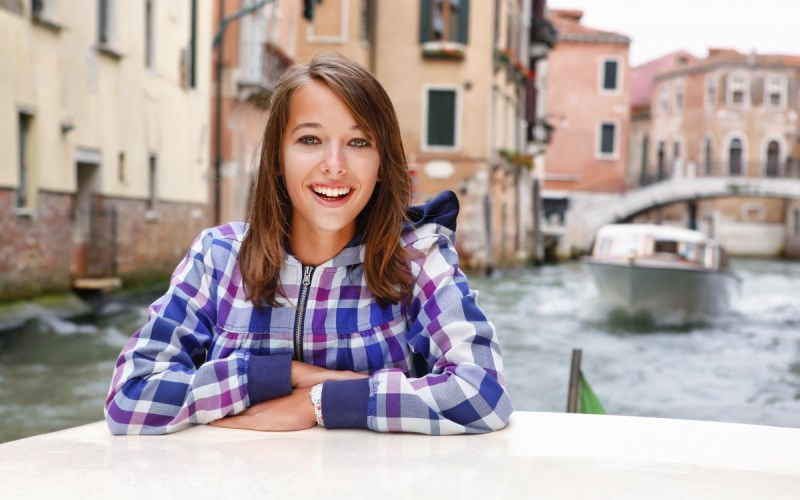 Joven En Venecia