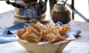 Platos típicos - Pastelitos Y Mate