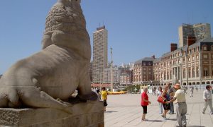 Mar del Plata - l Monumento al Lobo Marino, es el símbolo indiscutible de la ciudad balnearia de Mar del Plata.