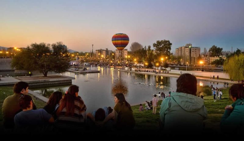 Eclipse Parque Central Por Stornini