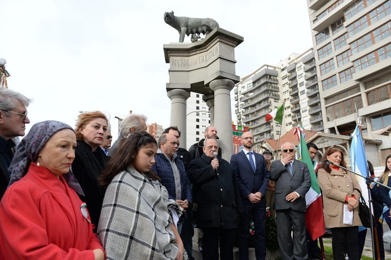 Festejos 73° Aniversario República Italiana