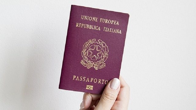 Cropped Passaporto La Plata.jpg