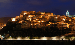 Asociacion Familia Siciliana De Mendoza Sicilia De Noche