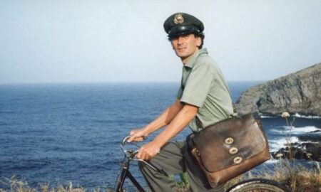 Cropped Il Postino Cartero En Bici.jpg