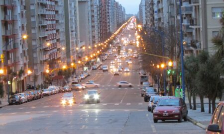 Avenida Colon Al Atardecer