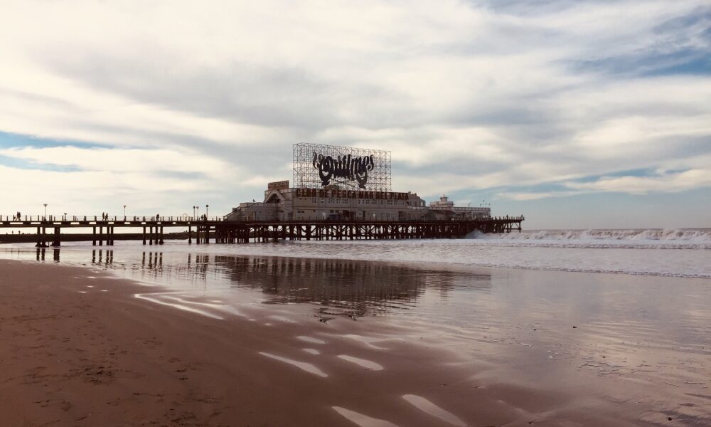 Muelle Del Club De Pesca