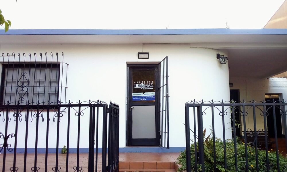 Fachada Del Proyecto Idiomas