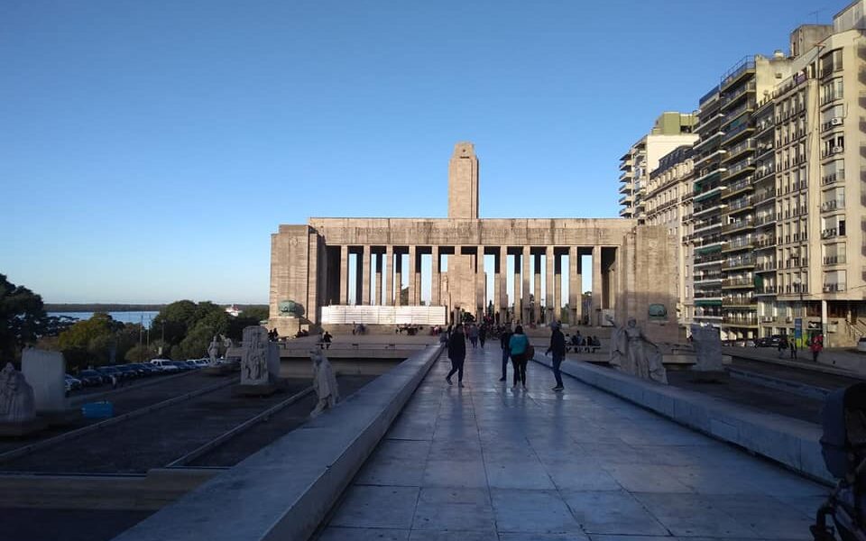 Monumento Y Lungomare