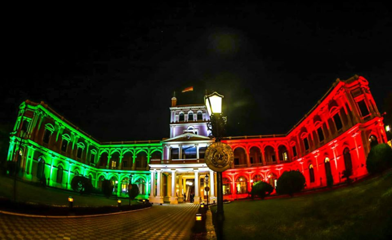 Palacio De López Bandera Italiana Presidencia De La República Del Paraguay