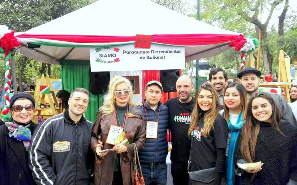 Grupo Noi Siamo En La Fiesta Italiana
