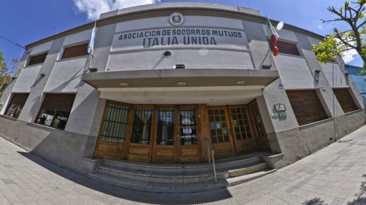 Club italia unida - Frente