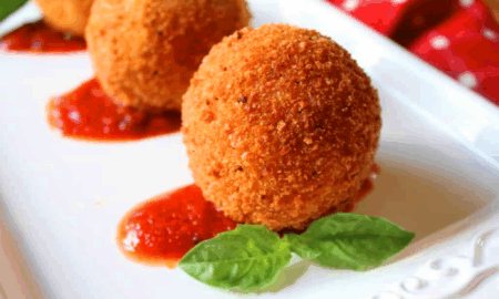 Arancini Siciliani En Un Plato
