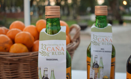 Botellas Y Mandarinas