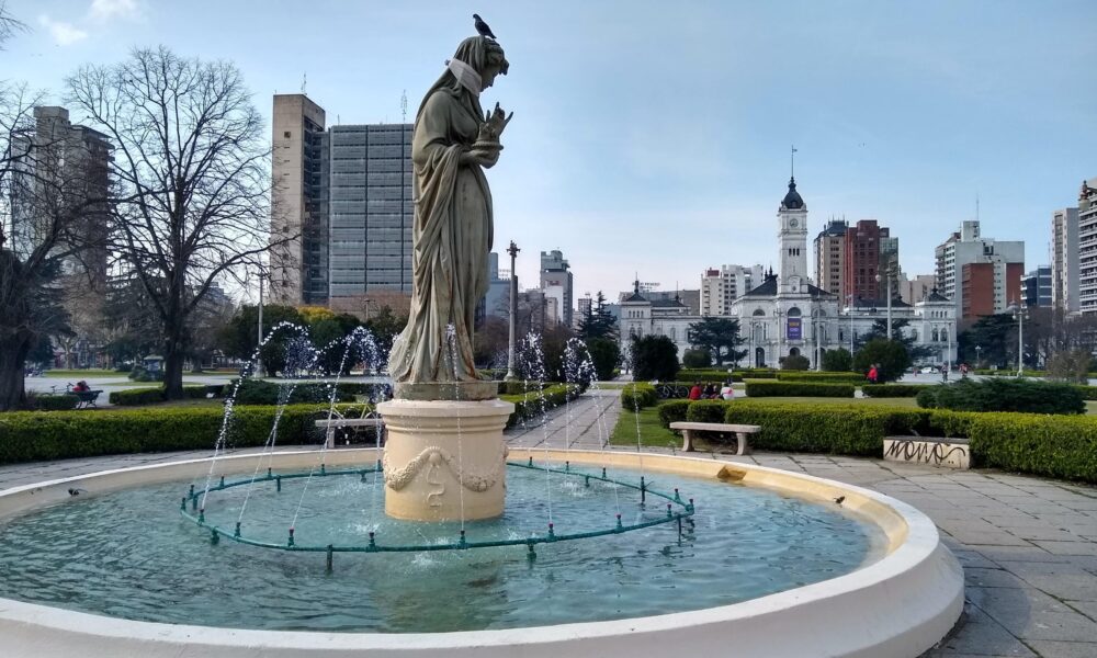 Plaza Moreno