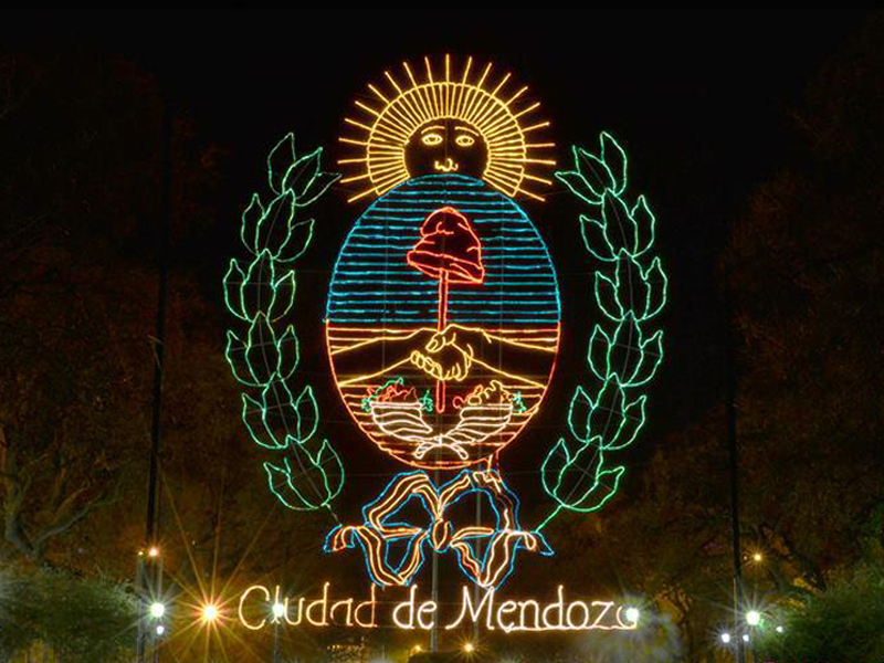 Escudo Mendoza Plaza Independencia