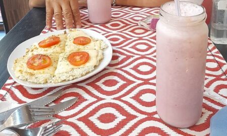 Merienda En El Café Colón
