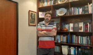 Biblioteca De Marcos Leiva