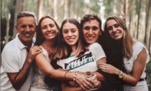 Familia