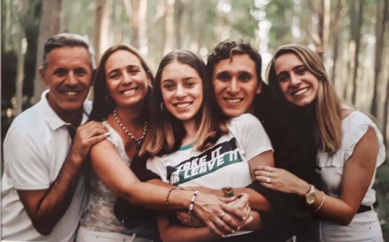 Familia