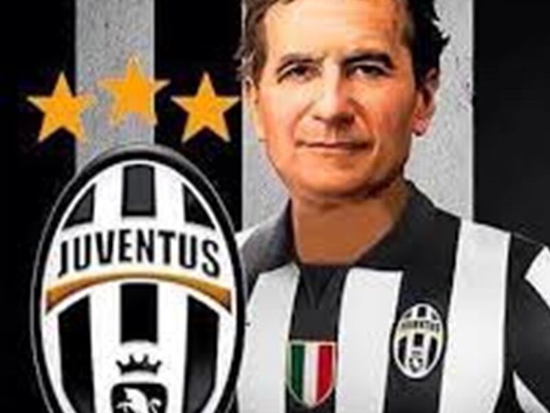Don Bosco Con La Camiseta De La Juventus