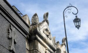 Mausoleo Y Farola