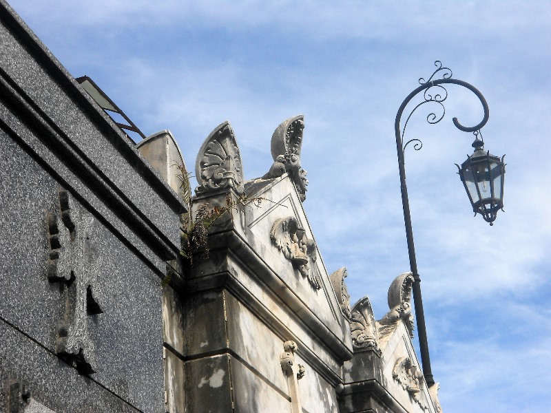 Mausoleo Y Farola