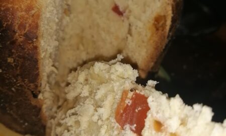 Corte De Un Panettone