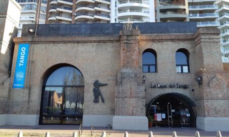 Casa Frente