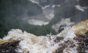 Salto Visto Desde Arriba
