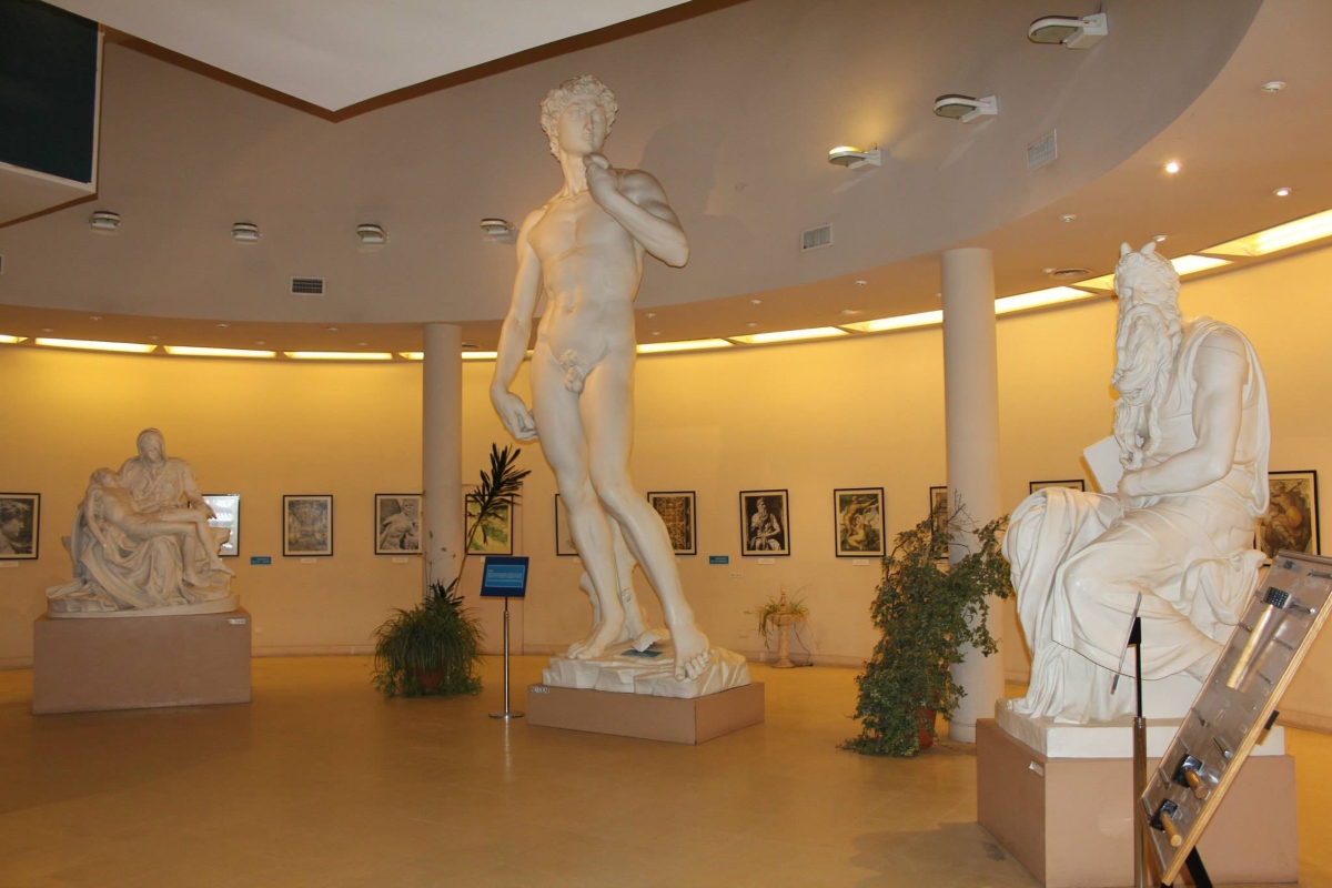 Galería del Arte - Esculturas replicas