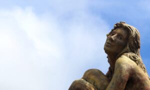 Imagen De La Nueva Escultura En Mar Del Plata