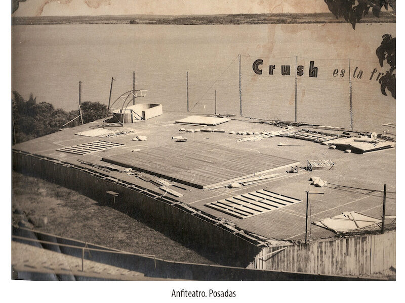Anfiteatro Y El Rio Parana