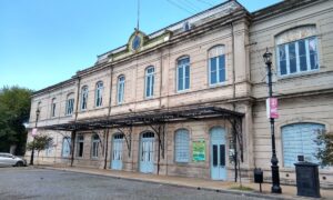 Fachada Del Centro Cultural Estación Provincial