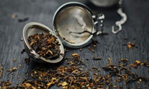 Hojas De Té Trituradas