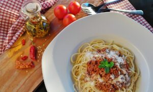 Salsa Bolognesa Plato Listo Y Servido Para Disfrutar