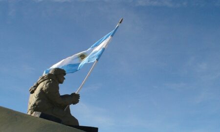 2 De Abril Soldado En Malvinas Con Nuestra Bandera