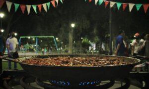 Gran Paila Con Chorizos